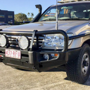 ROCKARMOR PREMIUM STEEL BULLBAR TO SUIT TOYOTA LANDCRUISER FJ100 IFS 1998-2007 (FULL Bar Replacement) and Lexus