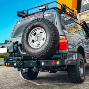 ROCKARMOR STEEL DUAL WHEEL CARRIER TO SUIT TOYOTA LANDCRUISER FJ105 SERIES 1998-2002 Live Axle (Solid Front End)