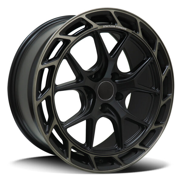 DTM 5652 | Judge SATIN BLACK 19×9.5 5×120 40P