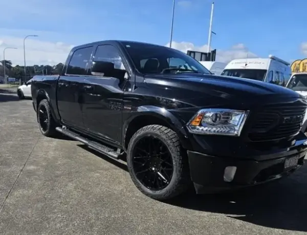Dodge Ram wheels and tyres