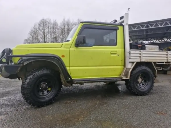 Lakesea Alligator tyres on a Suzuki farm truck